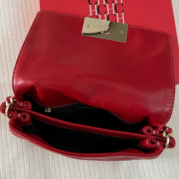 Carolina Herrera CH Red Quilted Shoulder Bag - Picture 2 of 8